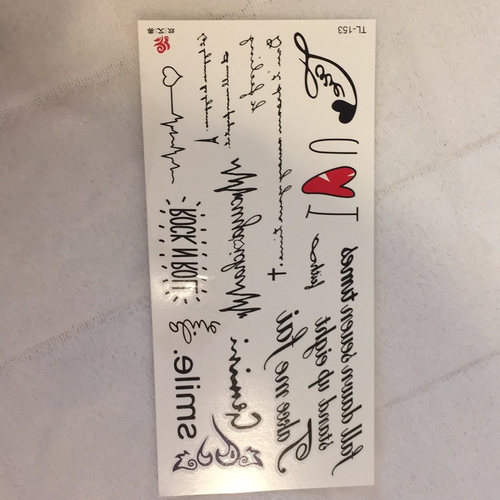 TEMPORARY TATTOO SET!